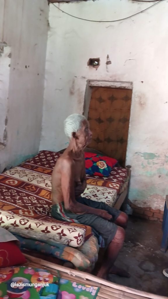 BAHAGIA UNTUK BAPAK TUKIMIN BAHAGIA UNTUK BAPAK TUKIMIN