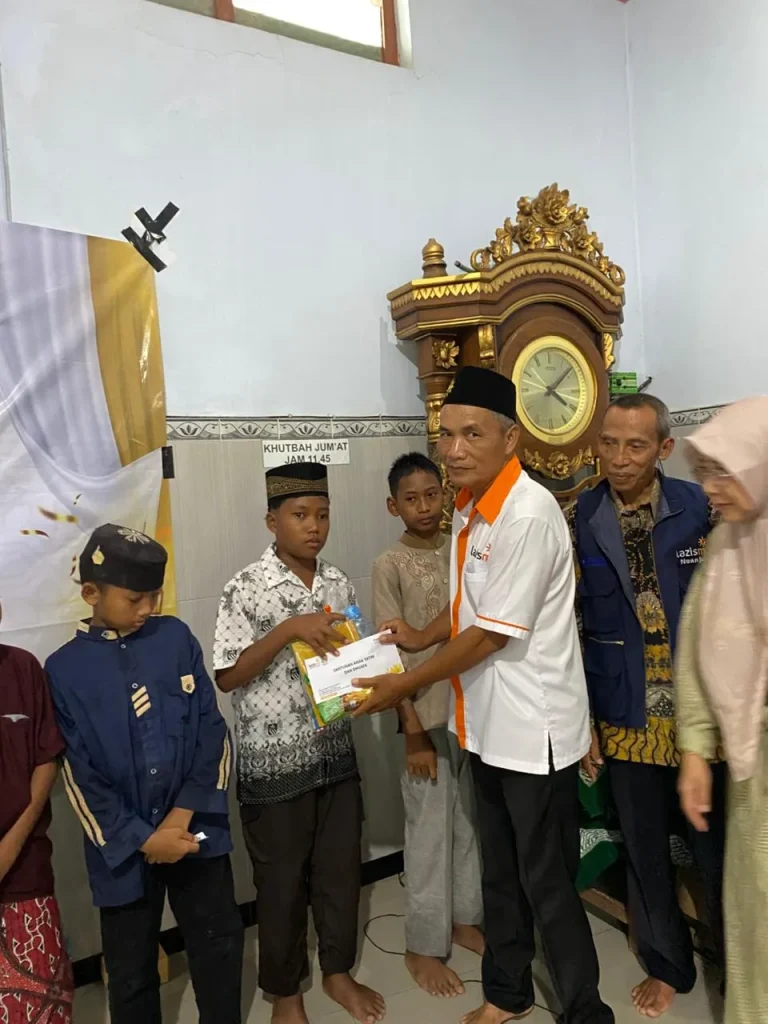 SANTUNAN ANAL YATIM BERSAMA PPZ UIN SYEKH WASIL KEDIRI SANTUNAN ANAL YATIM BERSAMA PPZ UIN SYEKH WASIL KEDIRI