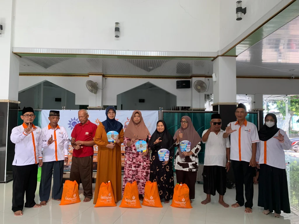 PROGRAM BBM, LAZISMU KABUPATEN NGANJUK SALURKAN BANTUAN DI TITIK LOKASI BERBEDA PROGRAM BBM, LAZISMU KABUPATEN NGANJUK SALURKAN BANTUAN DI TITIK LOKASI BERBEDA