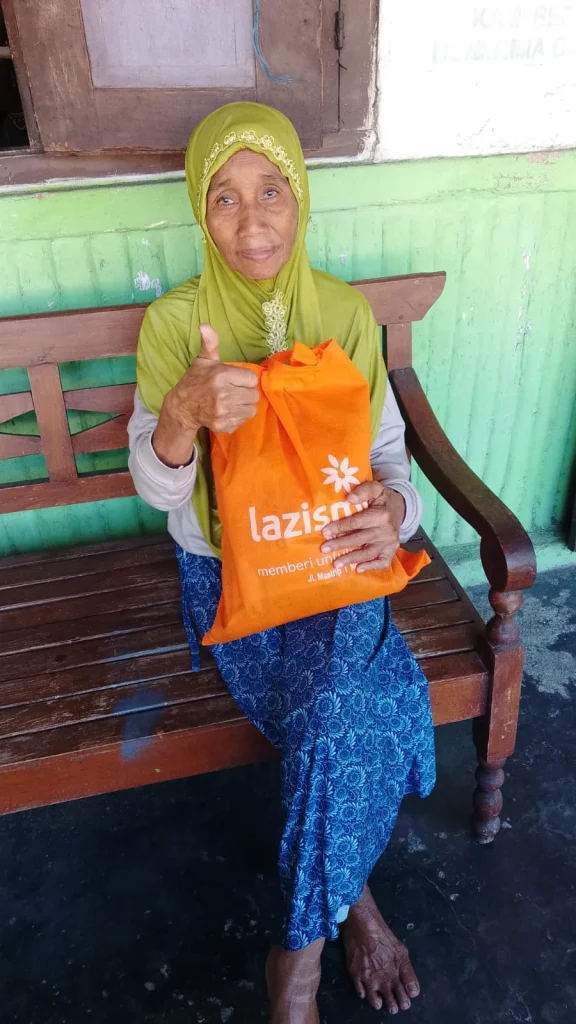 Lazismu Kabupaten Nganjuk Mentasharufkan Program Bakti Sosial Berbasis Masjid di Masjid Baiturrahman Lazismu Kabupaten Nganjuk Mentasharufkan Program Bakti Sosial Berbasis Masjid di Masjid Baiturrahman