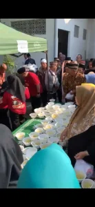 Makan Bakso Gratis dalam Rangkaian Milad Lazismu Ke-24 Tahun